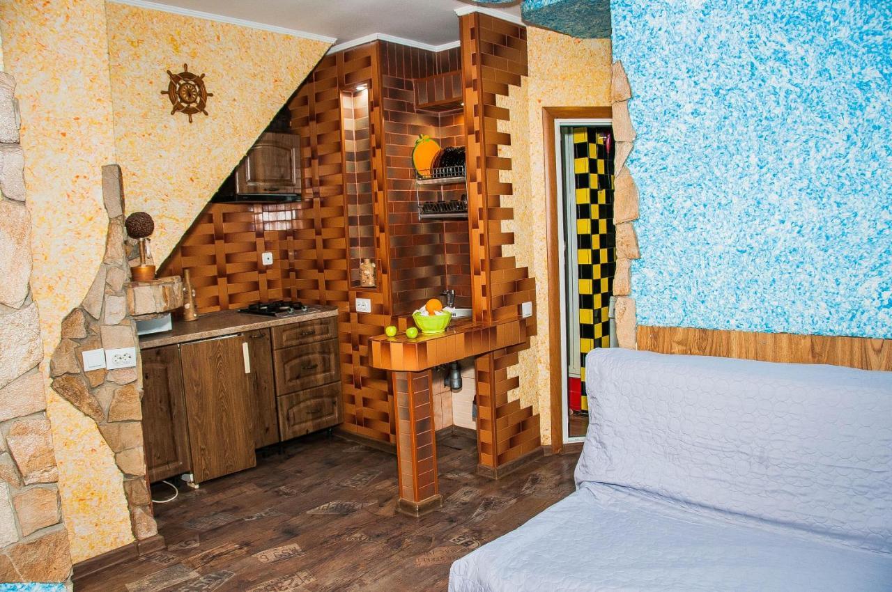 Private Odessa Apartment クリーズハニュカ エクステリア 写真